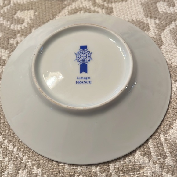 Set of 4 Le Cordon Bleu Paris 1895 Limoges France Cup/Saucer White/Blue Squares - Picture 3 of 4